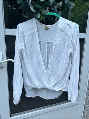 Women's White Long-Sleeve Surplice Layering Blouse, size Small